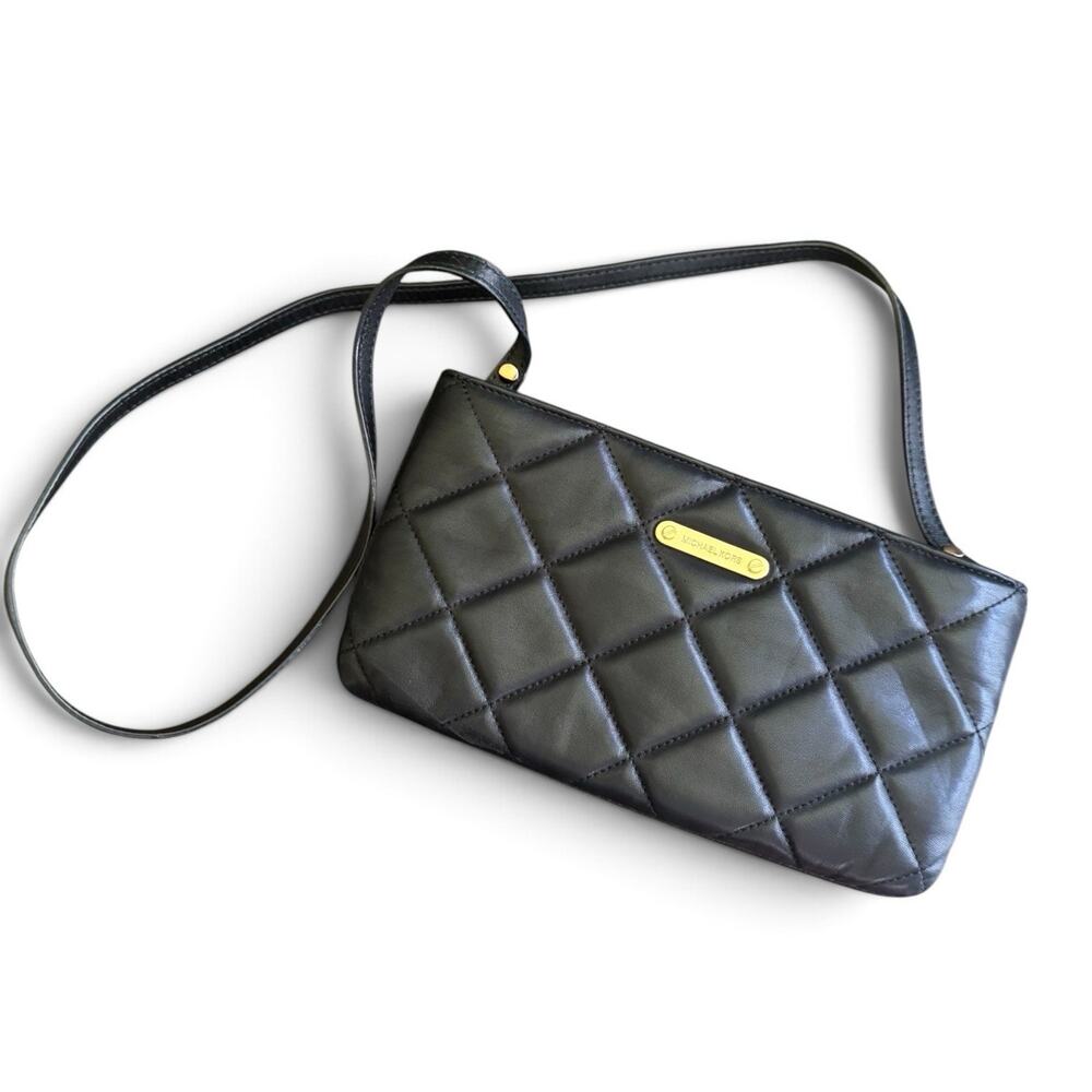Michael Kors Black Quilted Leather Purse Small Clutch Credit Card Pockets